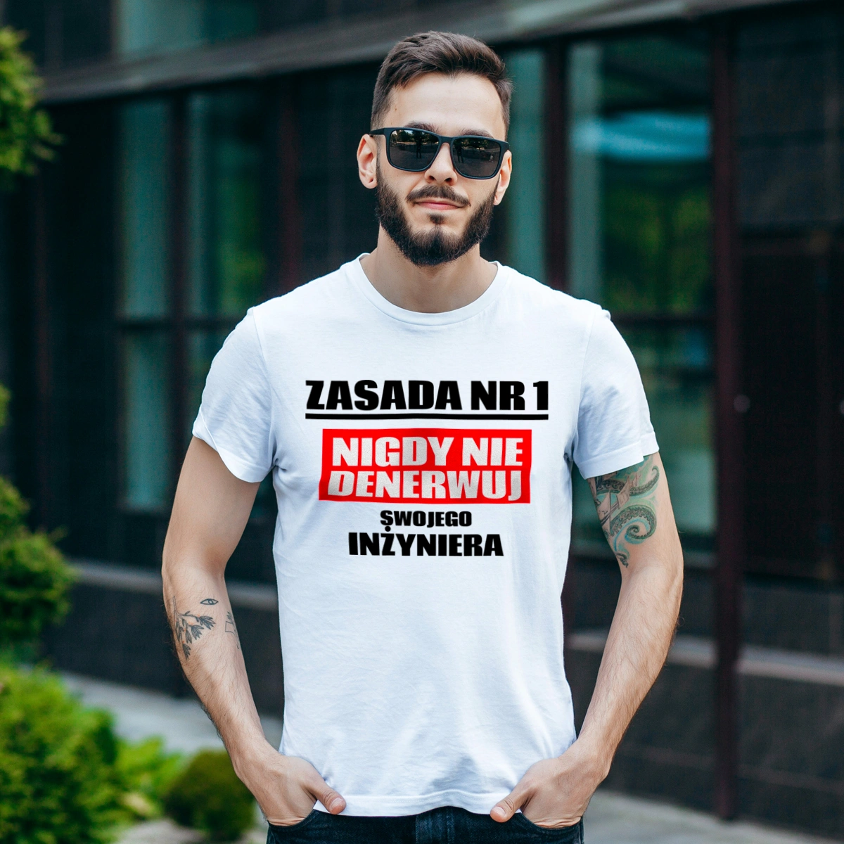 Zasada Nr 1 - Nigdy Nie Denerwuj Swojego Inżyniera - Męska Koszulka Biała