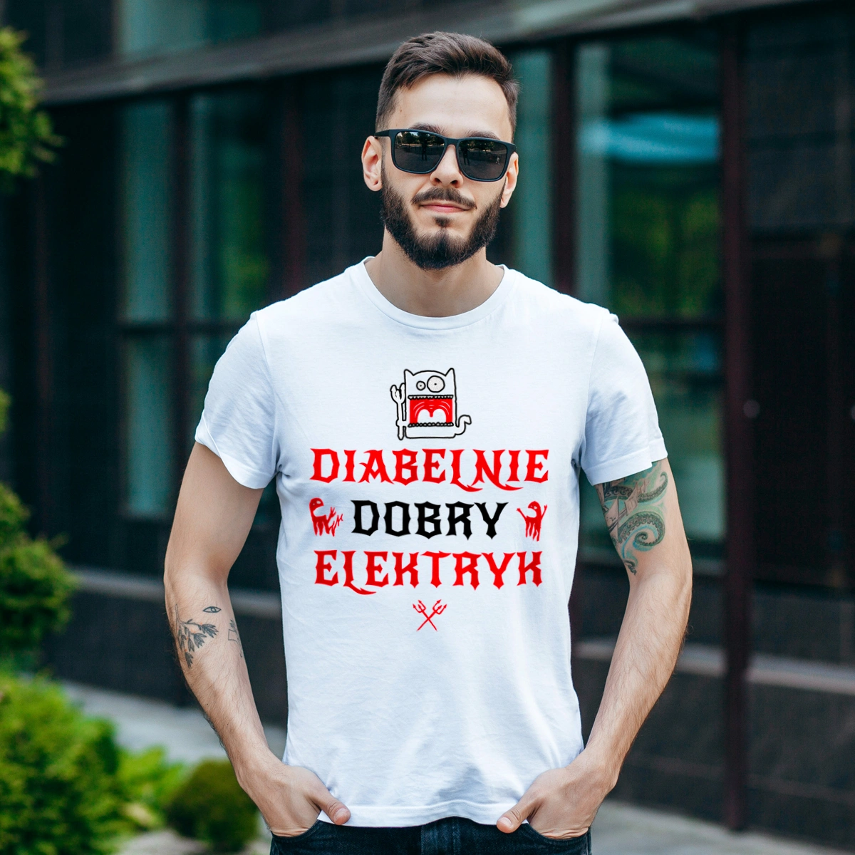 Diabelnie Dobry Elektryk - Męska Koszulka Biała