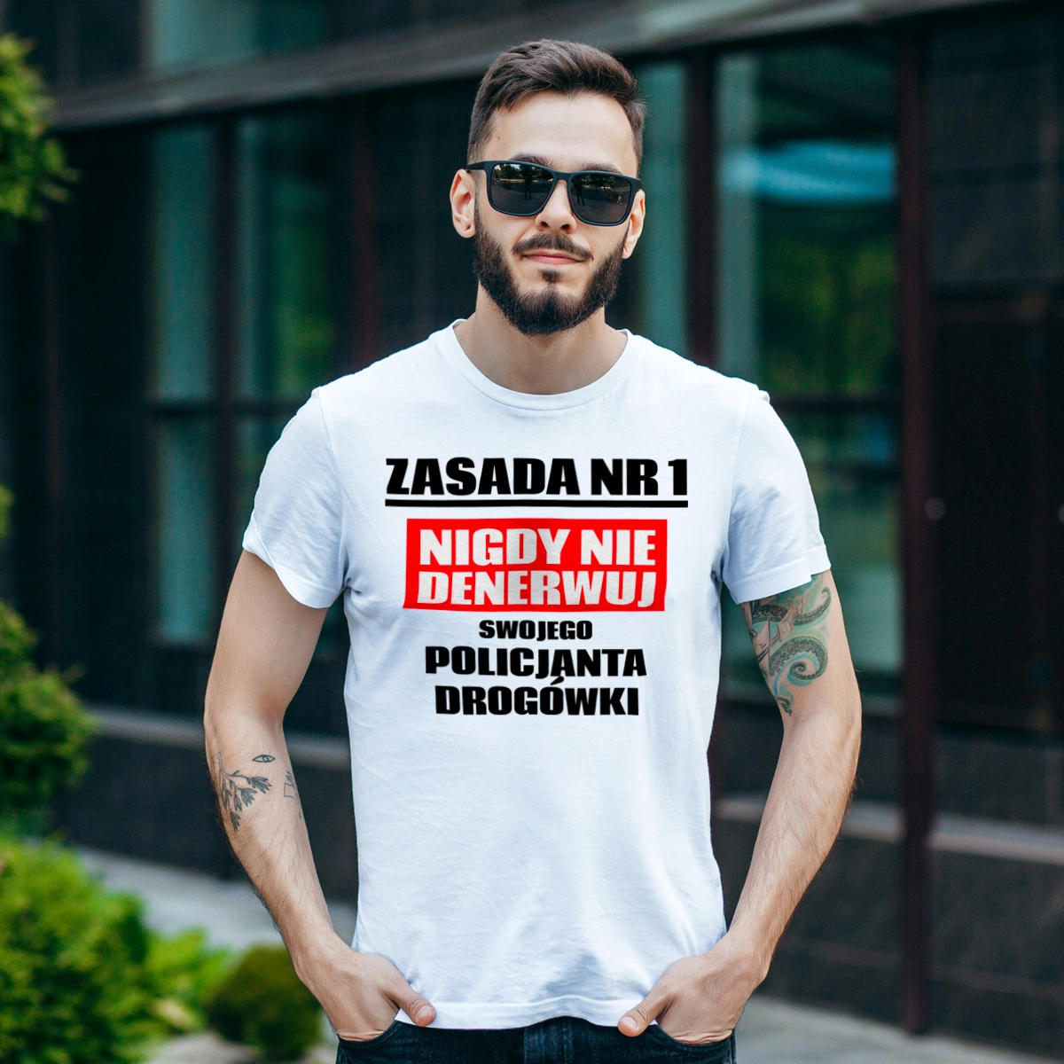 Zasada Nr 1 - Nigdy Nie Denerwuj Swojego Policjanta Drogówki - Męska Koszulka Biała