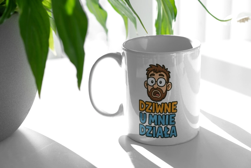 Dziwne u mnie działa - Kubek Biały